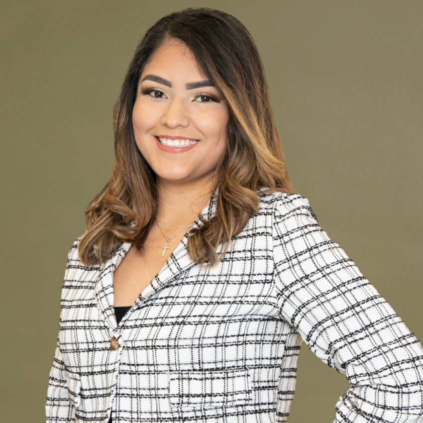 Jenni Vargas KDR holiday card photo